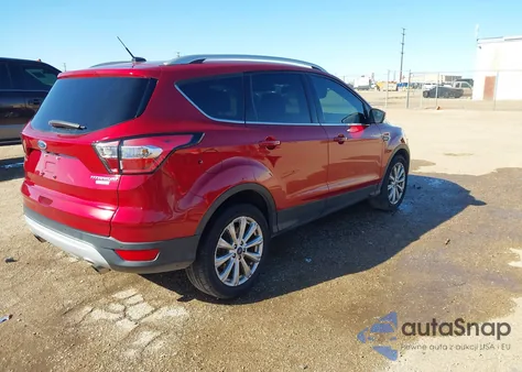 2017 Ford Escape Titanium из США, поврежденный, VIN 1FMCU0J98HUE07191